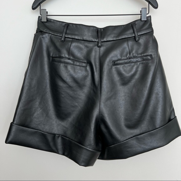 ARITZIA Wilfred Labyrinth Cuffed Faux Leather Shorts - Picture 10 of 15
